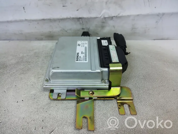 Hyundai Matrix Engine control unit/module ECU 39105-23680