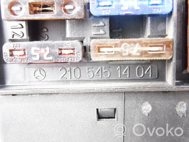 Mercedes-Benz E W210 Light switch 2105451404