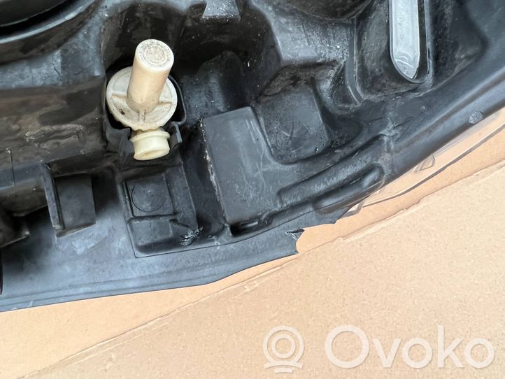 7290251-07 BMW X1 E84 Headlight/headlamp, 305.88 € | RRR 