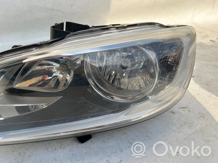 Volvo V60 Phare frontale 31358097