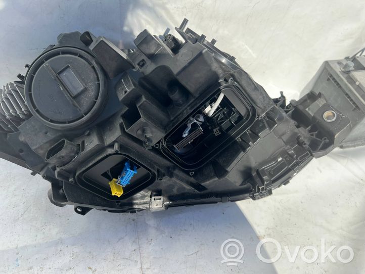 Mercedes-Benz GLS X166 Lampa przednia A1669064503