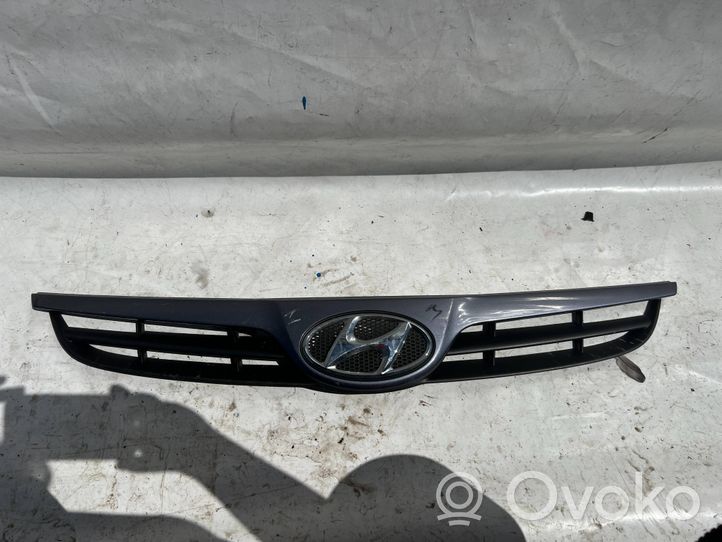 Hyundai i20 (PB PBT) Grille calandre supérieure de pare-chocs avant 863501J000