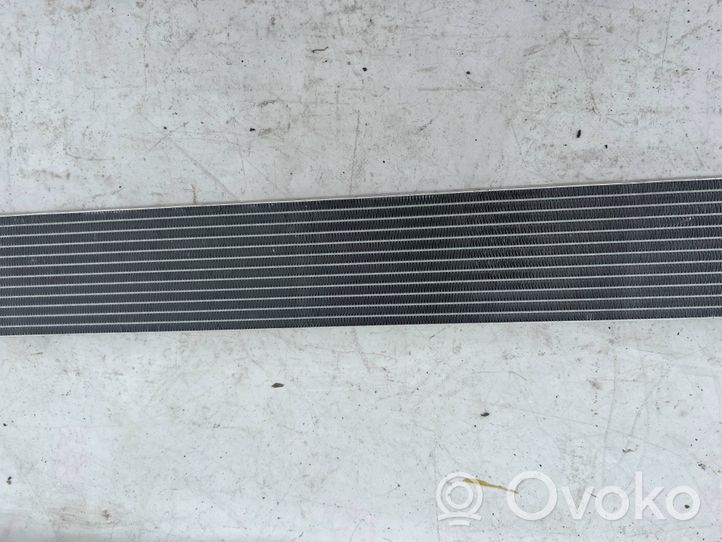 Mercedes-Benz CLA C118 X118 Radiateur d'huile moteur A0995005701