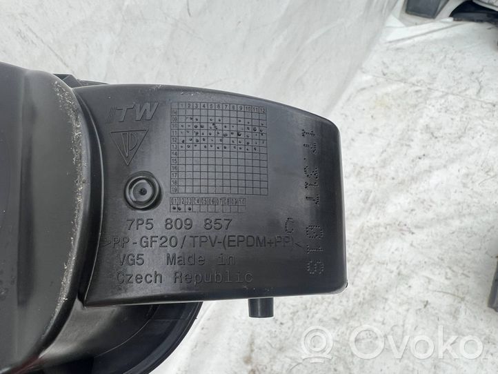 Porsche Cayenne (92A) Klapka wlewu paliwa 7P5809857
