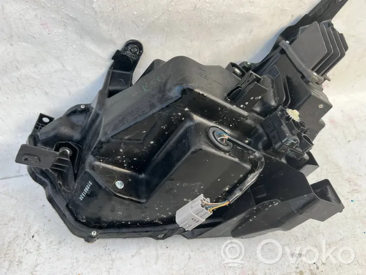 Isuzu D-Max Headlight/headlamp 1008R007