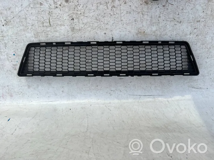 Toyota Verso Grille inférieure de pare-chocs avant 53112-OF040