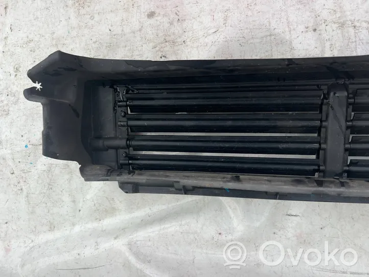 Volvo XC60 Wlot / Kanał powietrza intercoolera 31425366