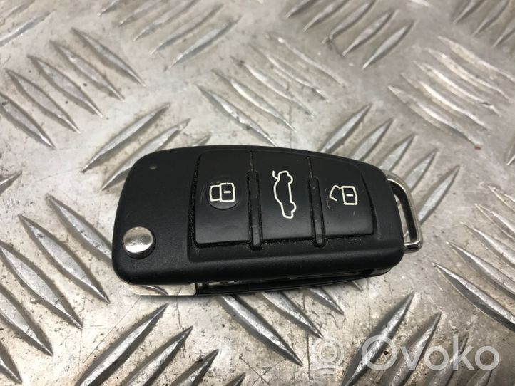 Audi Q3 8U Tarjeta/llave de arranque 5FA010659