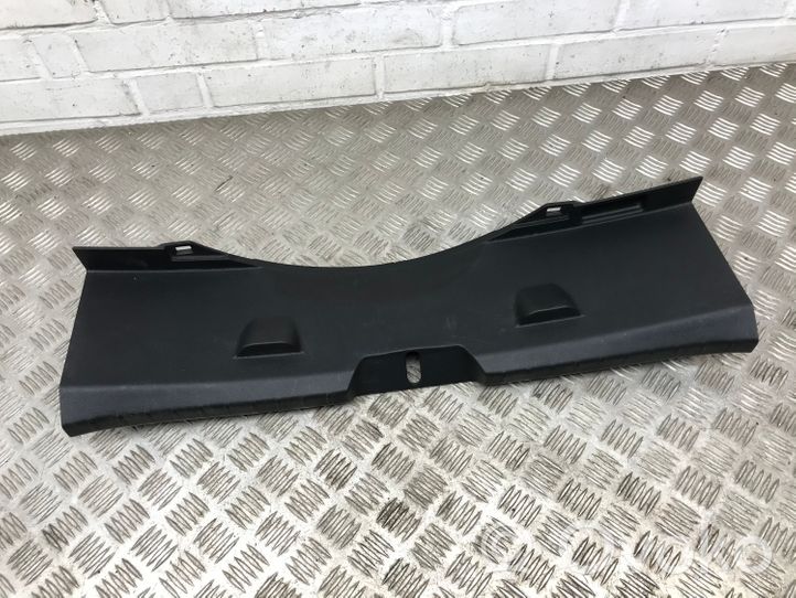 Toyota Yaris Protection de seuil de coffre 583870D090