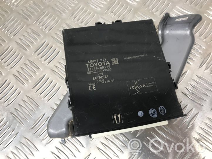 Toyota Yaris Unidad de control/módulo del control remoto 899900D170