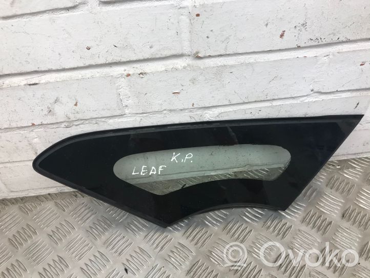 Toyota Yaris Front triangle window/glass 