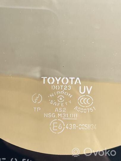 Toyota Prius (XW20) Szyba karoseryjna tylna E643R005834