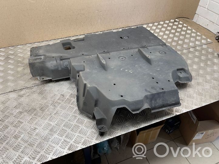 Toyota Prius (XW30) Couvre-soubassement arrière 5839847031