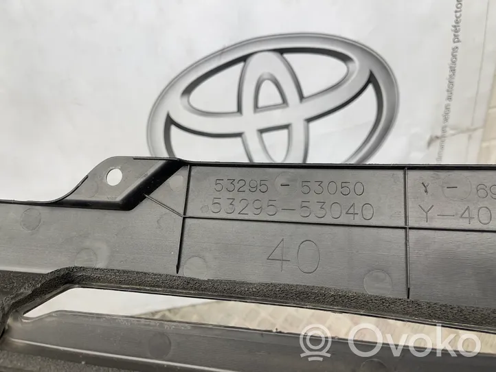 Lexus IS III XE30 Radiatoru dekoratīvā apdare 5329553050