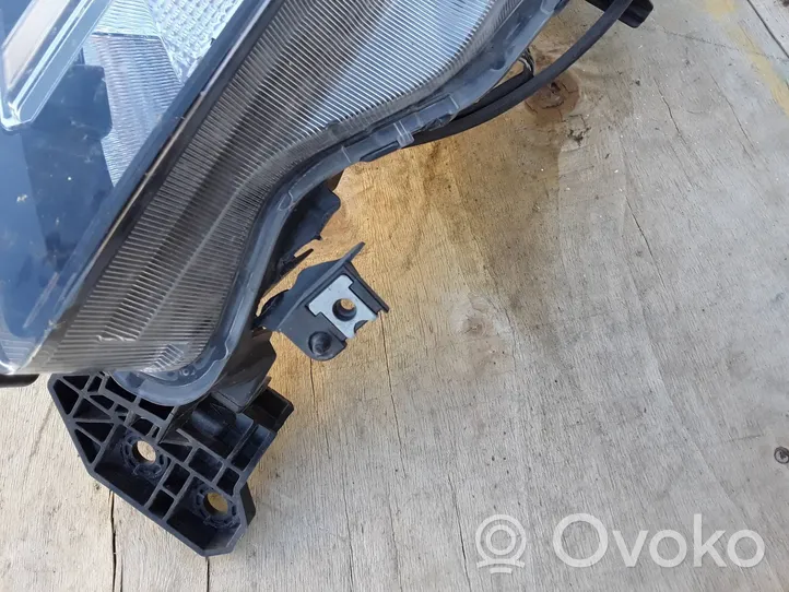 Subaru Outback (BT) Lampa przednia 84001AL150