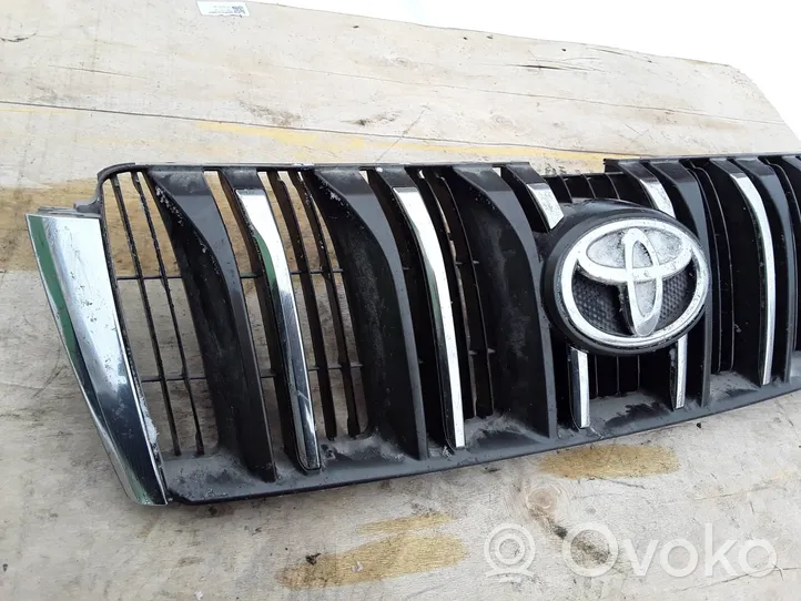 Toyota Land Cruiser (J150) Griglia superiore del radiatore paraurti anteriore 5310160660