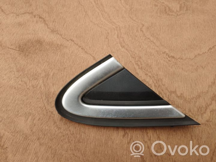 Volvo V40 Rivestimento parafango (modanatura) 31416474