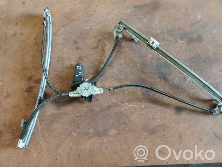 Chrysler Voyager Alzacristalli della portiera anteriore con motorino 4717200