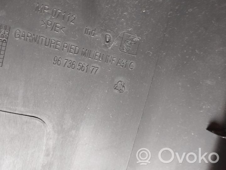 Peugeot 2008 I B-pilarin verhoilu (alaosa) 9673656177