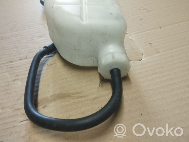 Honda CR-V Coolant expansion tank/reservoir 