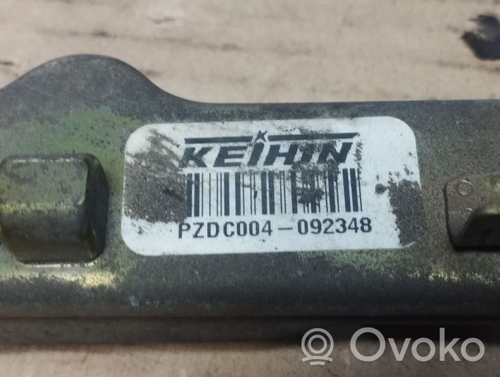 Honda Element Listwa wtryskowa PZDC004092348