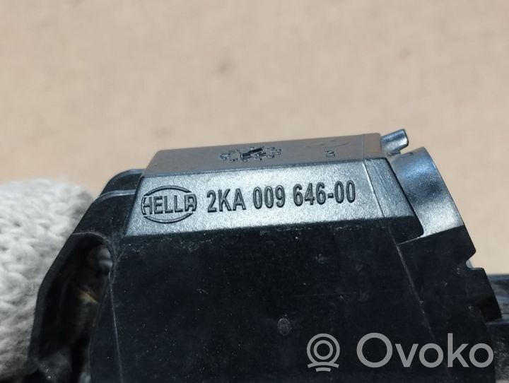 Nissan Qashqai Lampa oświetlenia tylnej tablicy rejestracyjnej 26510JD00A