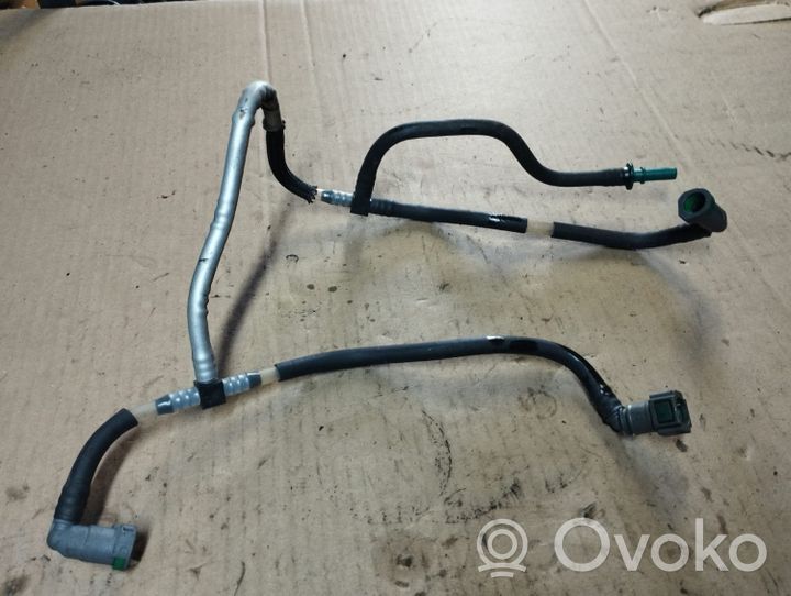 Peugeot 4007 Tuyau d'alimentation conduite de carburant 