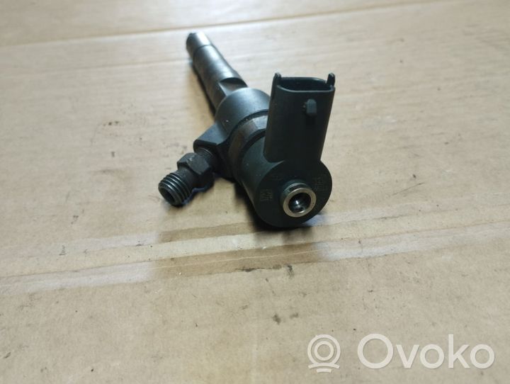 Fiat 500 Fuel injector 0445110183