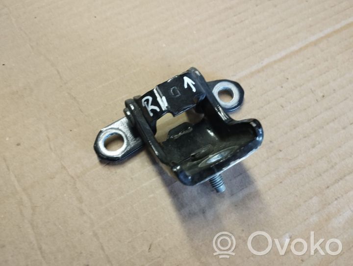 Nissan Note (E11) Rear door upper hinge 