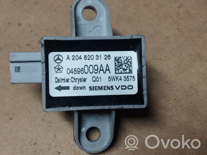 Chrysler Voyager Czujnik uderzenia Airbag 04896009AA