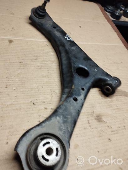 Chrysler Voyager Front lower control arm/wishbone 