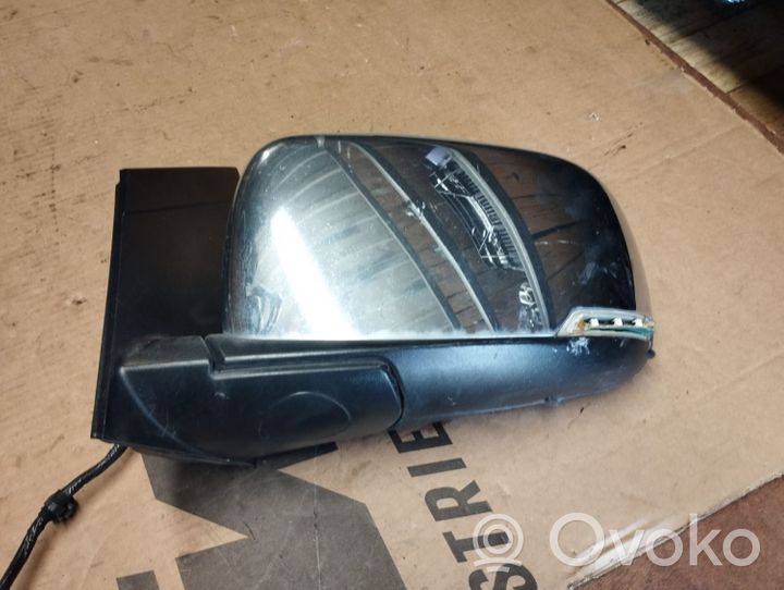 Chrysler Voyager Front door electric wing mirror 