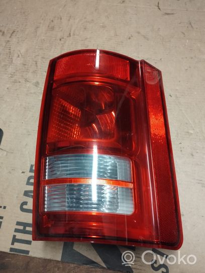 Dodge Grand Caravan Lampa tylna 