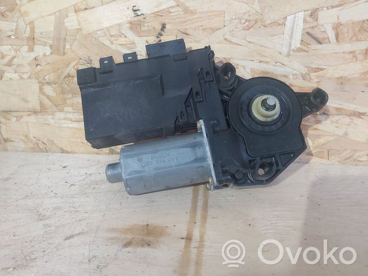 Peugeot 307 Moteur de lève-vitre de porte avant 9635131481