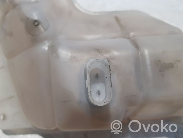 Volkswagen PASSAT B5.5 Coolant expansion tank/reservoir cap 8D0121403L