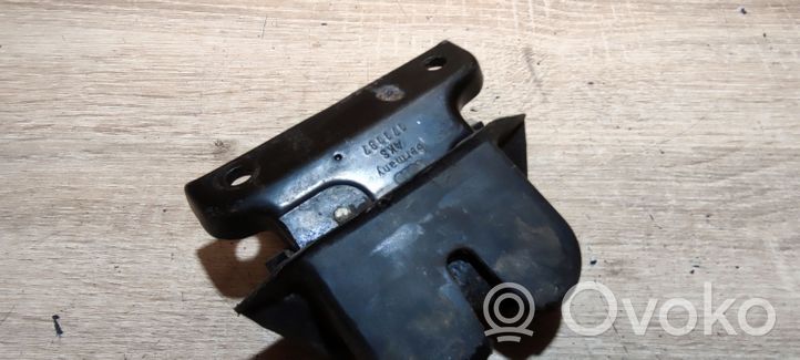 Audi A4 S4 B5 8D Blocco/chiusura/serratura del portellone posteriore/bagagliaio 8D9827505A