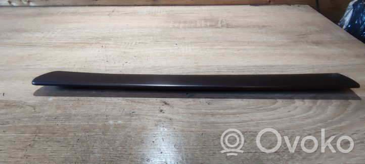 Audi A6 S6 C5 4B Moulure/baguette de porte avant 4B0867420