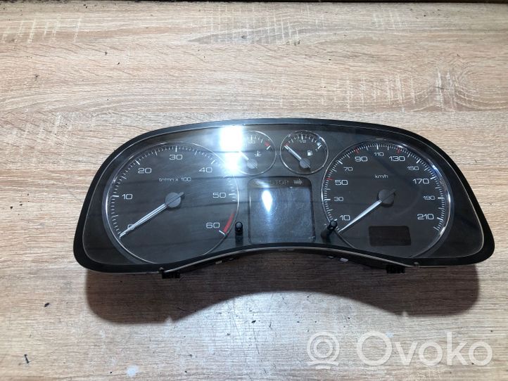 Peugeot 307 Compteur de vitesse tableau de bord 9660470680