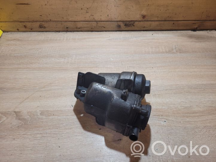 Volvo S60 Oil filter mounting bracket 08642839