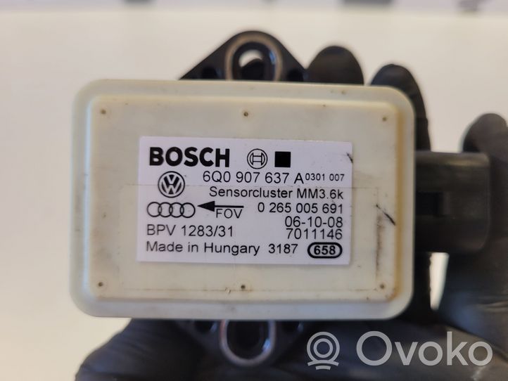 Volkswagen Polo IV 9N3 Sensor ESP de aceleración de frecuencia del intermitente 6Q0907637