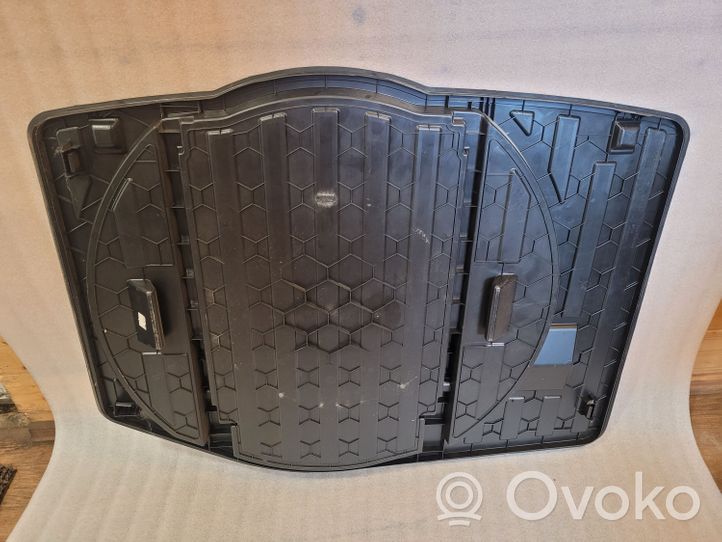 Audi A6 C7 Vararenkaan osion verhoilu 4G9863547