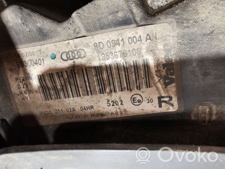 Audi A4 S4 B5 8D Phare frontale 8D0941004AN