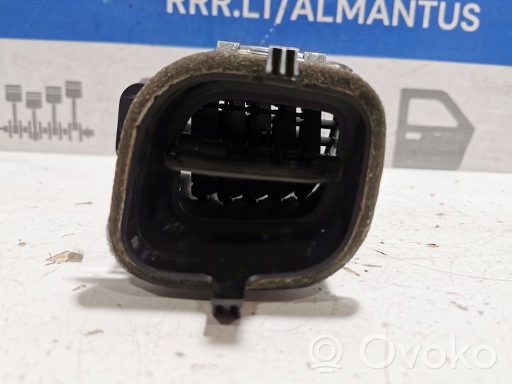 Volvo V60 Šoninės oro grotelės 30791697