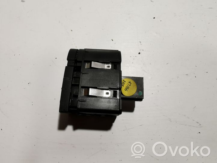 Audi A6 S6 C6 4F Autres commutateurs / boutons / leviers 4F1927227