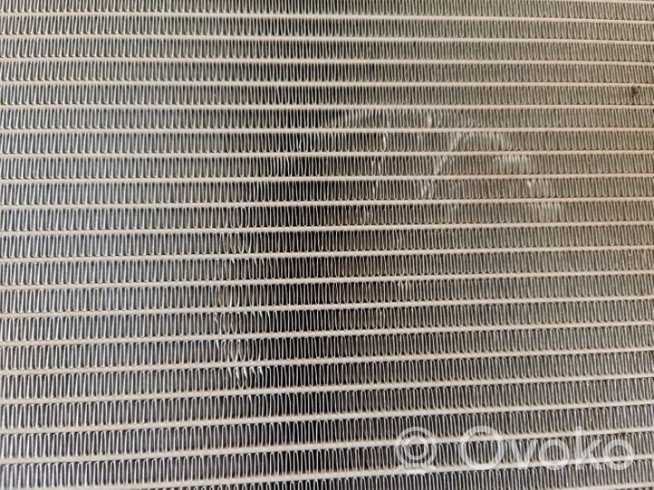 Volvo V60 Radiateur de refroidissement 