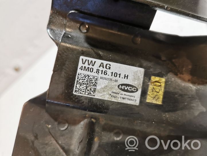 Audi Q7 4M Mocowanie stabilizatora aktywnego osi przedniej / Zestaw 4M0816101H