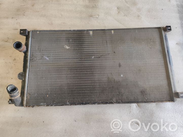 Renault Master II Radiateur de refroidissement 872710G