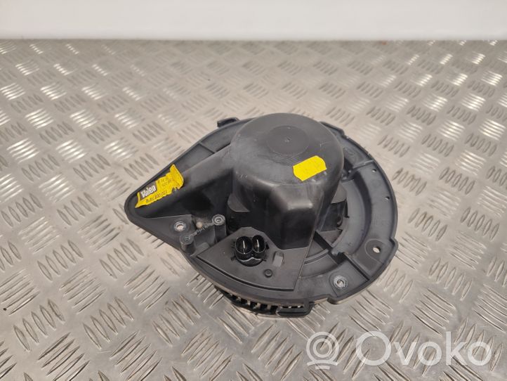 Audi Cabriolet B3 8G Soplador/ventilador calefacción 8A1820021