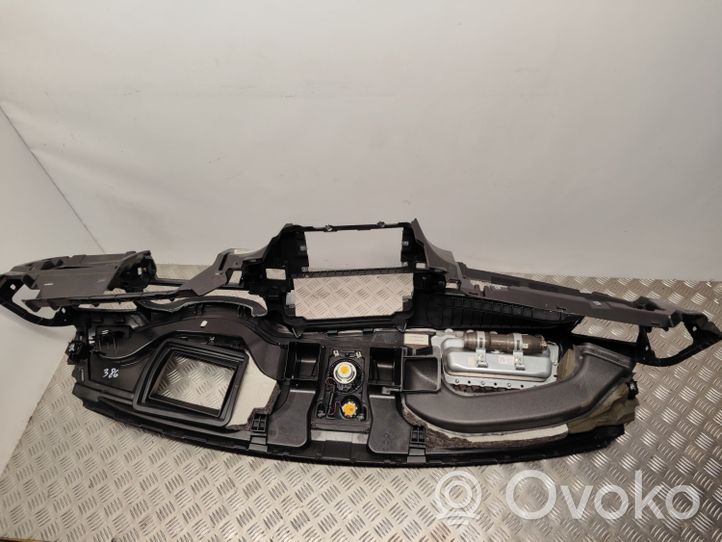 BMW 7 F01 F02 F03 F04 Panelė 9160070