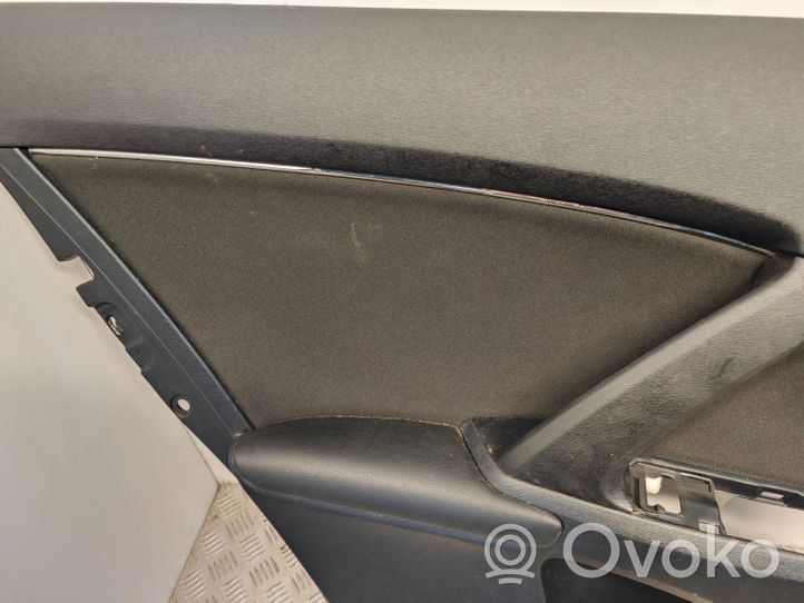 Toyota Avensis T270 Takaoven verhoilu 6763905050